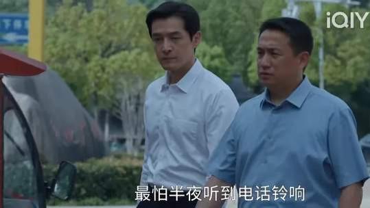 鹿晗|《县委大院》开播收视与口碑齐飞，胡歌状态稳，黄磊被嘲出戏