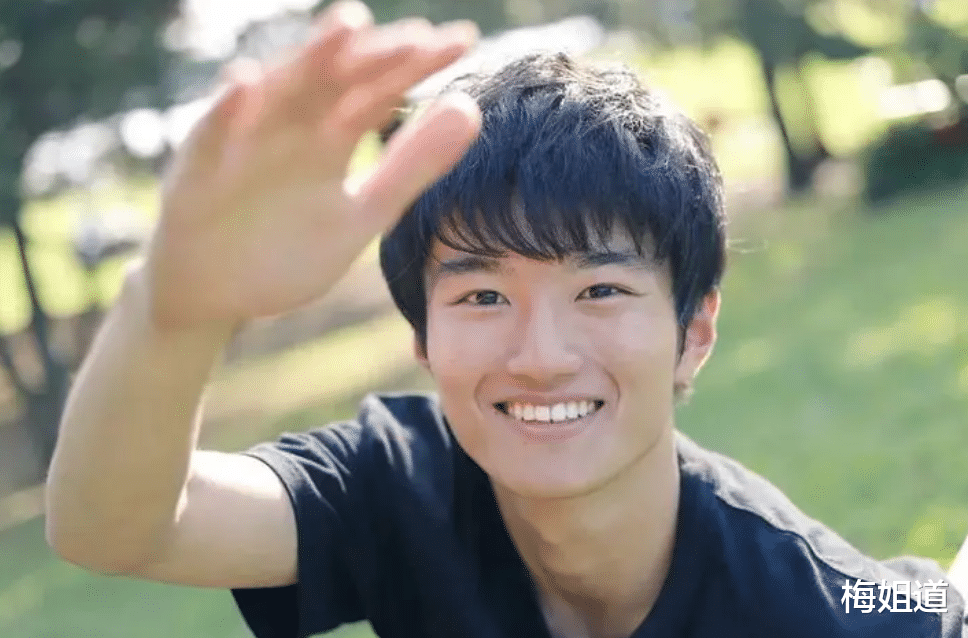 求职|真难!“新型不孝”令毕业生倍感压力,即便工作努力家长仍然不满