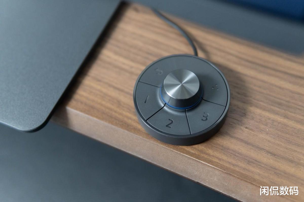 显示器|专业修图利器,反向供电笔记本好帮手,明基PD2705U 27寸4K显示器