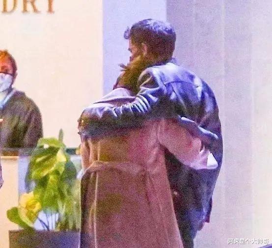 詹妮弗|恭喜!分手17年,世纪大复合:这次,他们不结婚真的很难收场…