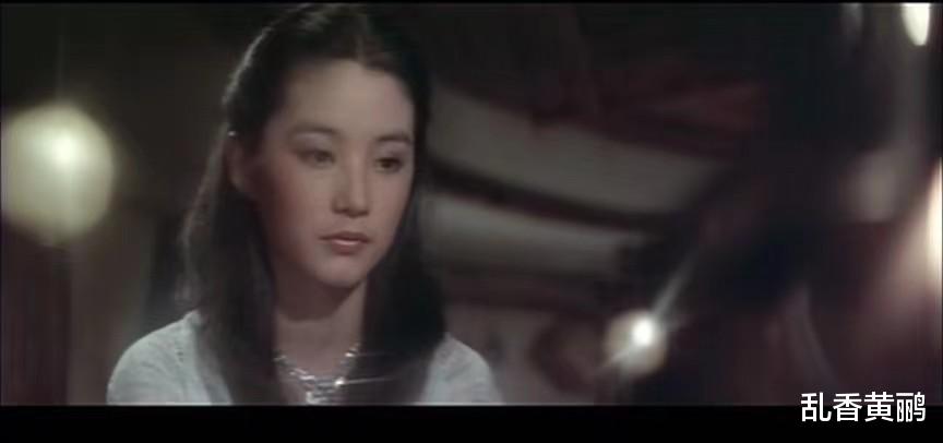 林青霞|45年过去了,再看《我是一片云》,林青霞和片中的穿搭,依旧美翻了