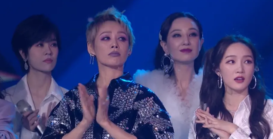 宁静|《浪姐3》：宁静的皱纹，王心凌的脸，芒果台新综艺的滤镜好真实