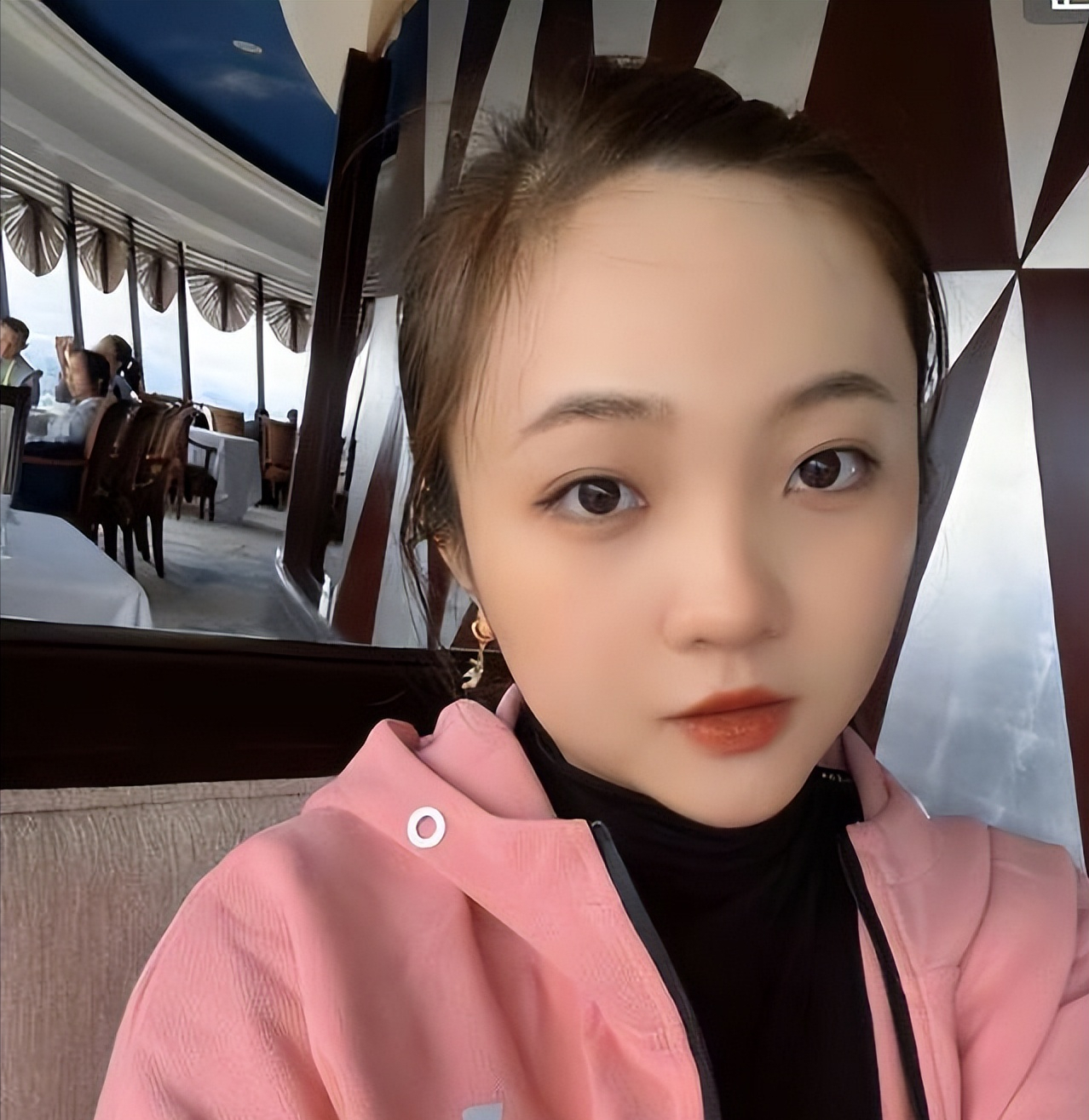 林妙可|童星林妙可虽然目前无戏可拍,但她心态很好,父母是她的坚实后盾