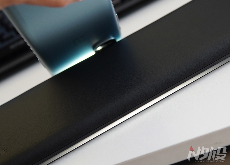 机械键盘|无愧旗舰之名 ROG耀光2幻机械键盘体验