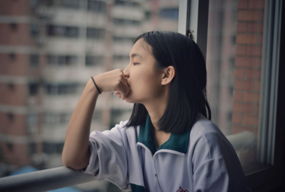 |一位母亲的痛诉：自打女儿上了高中，我就活得越来越卑微了