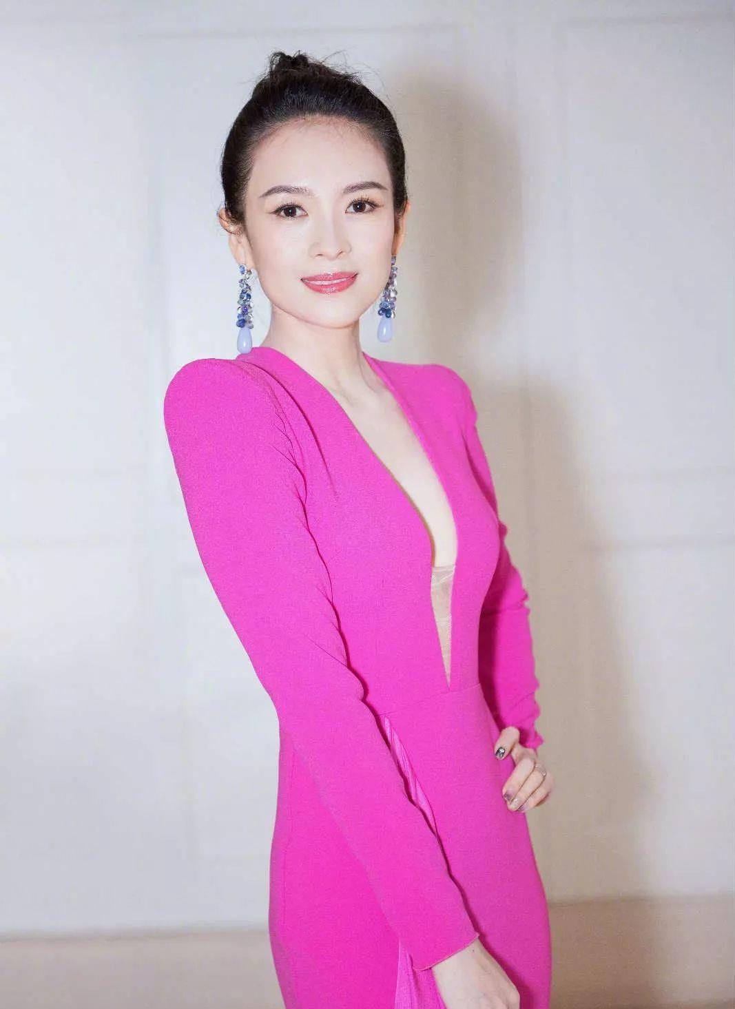 郭晶晶|因霍家有个不成文的规定，郭晶晶顺利进入霍家，章子怡被拒之门外