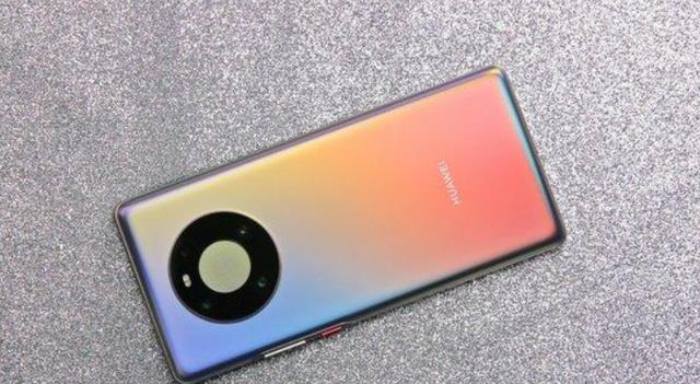 华为mate|华为Mate50Pro携手屏下一体屏逆袭，影像旗舰再突破，从未放弃过