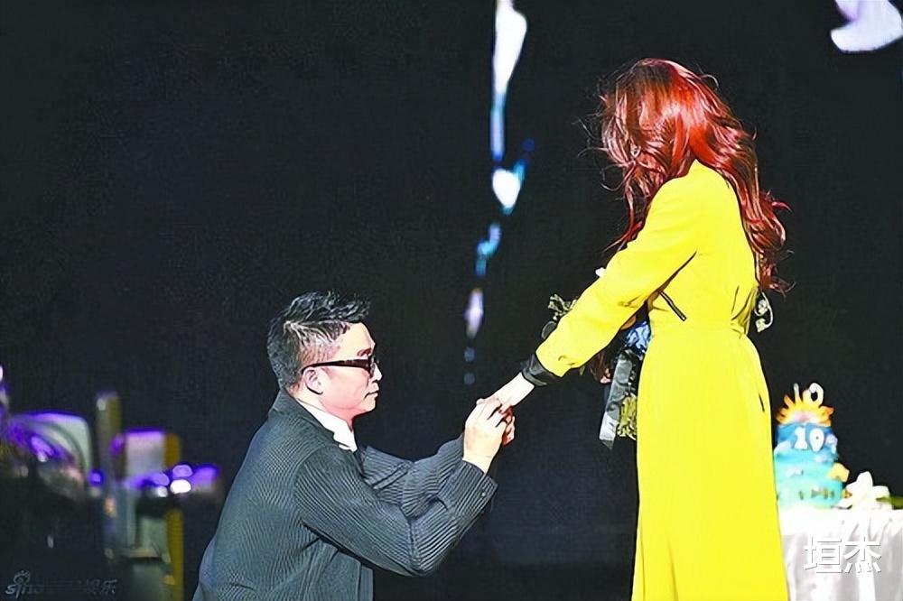 薛景求|被冯珂控制15年，婚礼当天被母亲炮轰，张靓颖还是醒悟的太晚