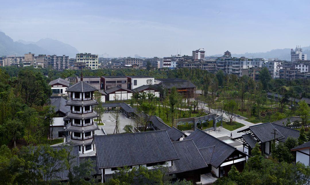 日出|坐着动车来沙湾，一路美景，一路美食，一路诱惑！