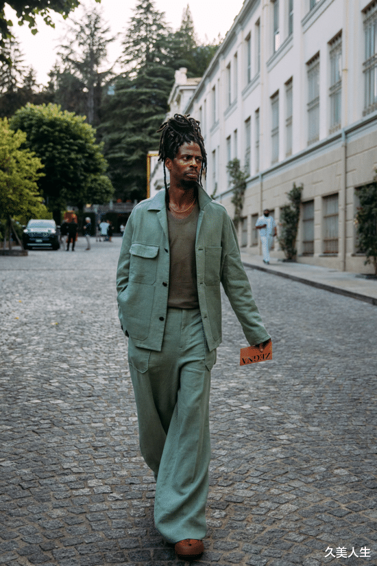 可儿与希尔顿“大小姐”同框,表姐这是跟谁表白呢?