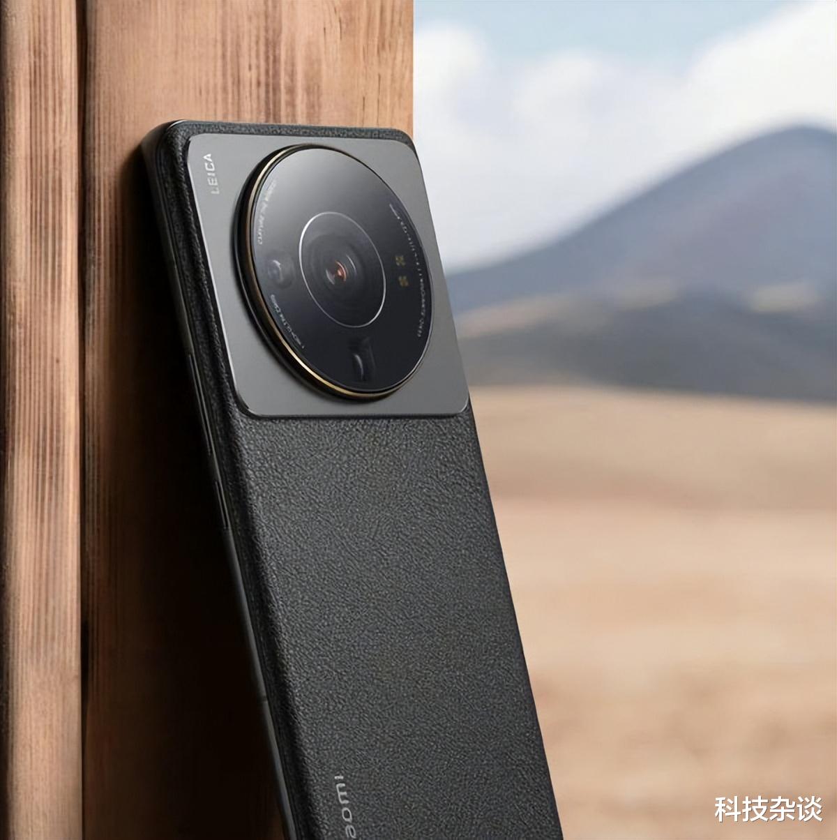 小米科技|外媒实测小米12S Ultra，这一点比iPhone 13超大杯强