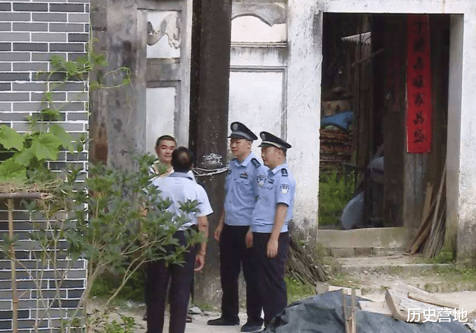 鞋匠3年杀害24名女性,因麦田“白猪”暴露线索,1994年被判死刑