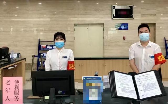 辅警|容易被当成“铁饭碗”的岗位,其实没编制,并且跟正式员工差别大