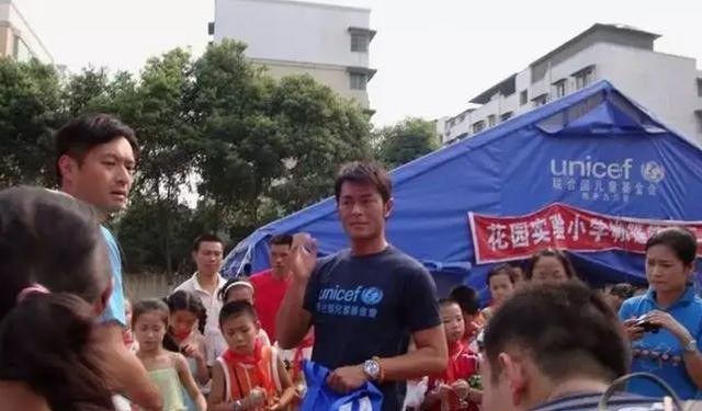 曾伟权|?香港演员曾伟权：59岁病逝一生未婚、无子嗣，遗产赠好友古天乐