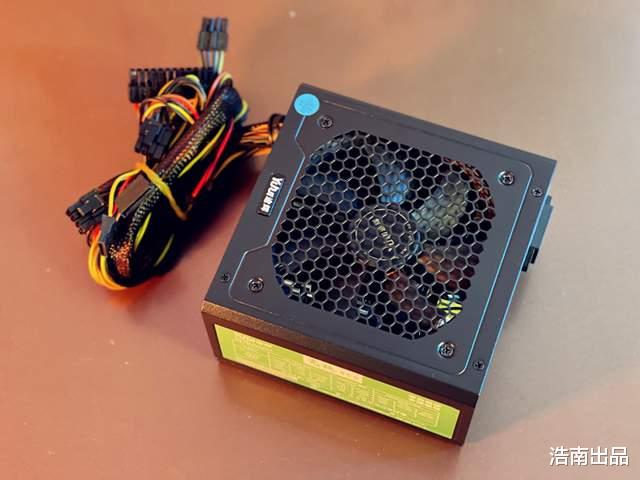 机箱|2000元装游戏电脑,低调奢华外观,配置够用性价比高