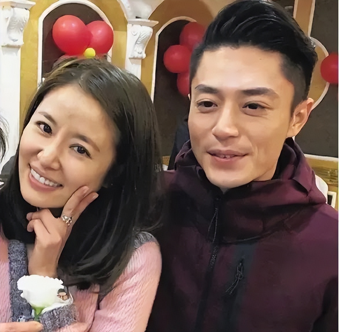 林心如|林心如翻车：台湾网友曝女儿正脸，微博上发怒，被怼咋不去ins骂