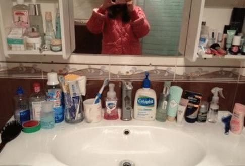 去了舅妈家才发现，有钱人卫生间没瓶瓶罐罐，学学人家，真精致！