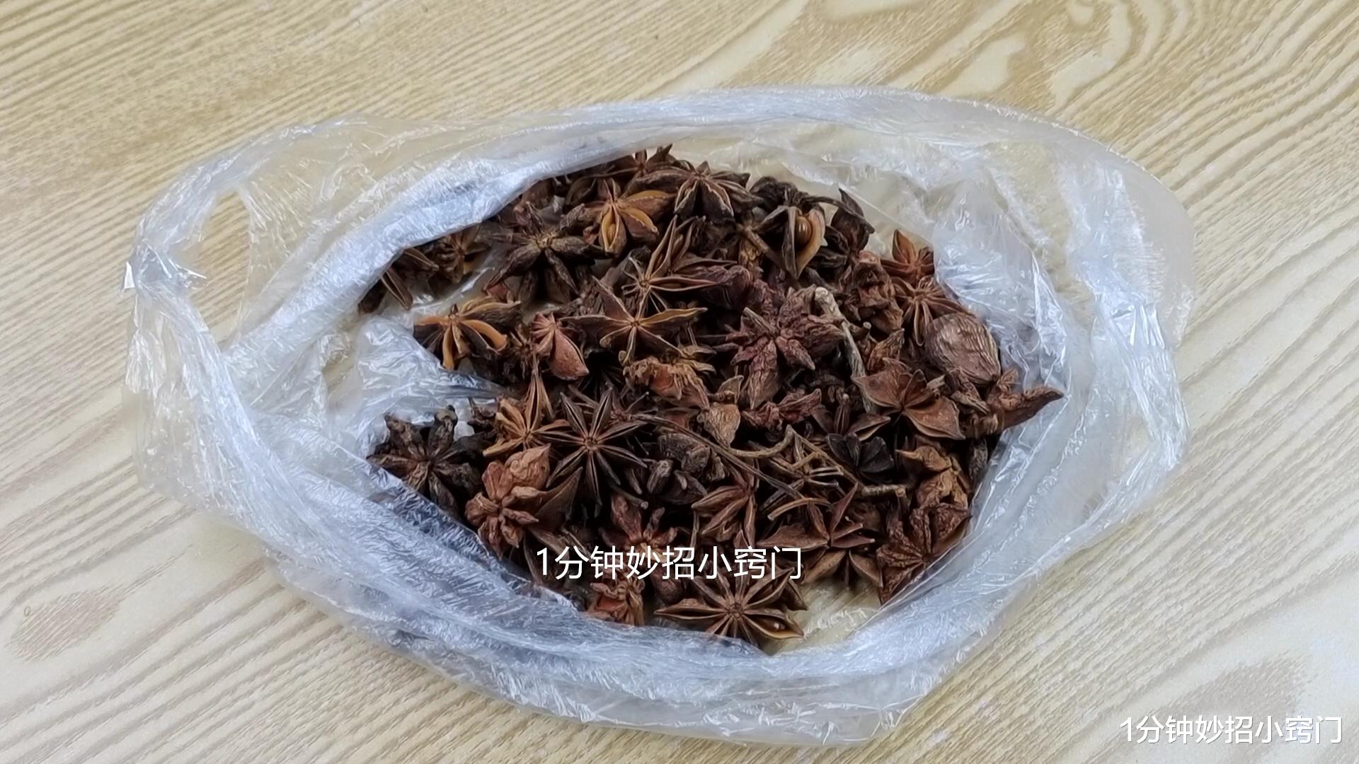 厨房里常用的东西有毒，检查你家厨房有没有，发现有要扔掉