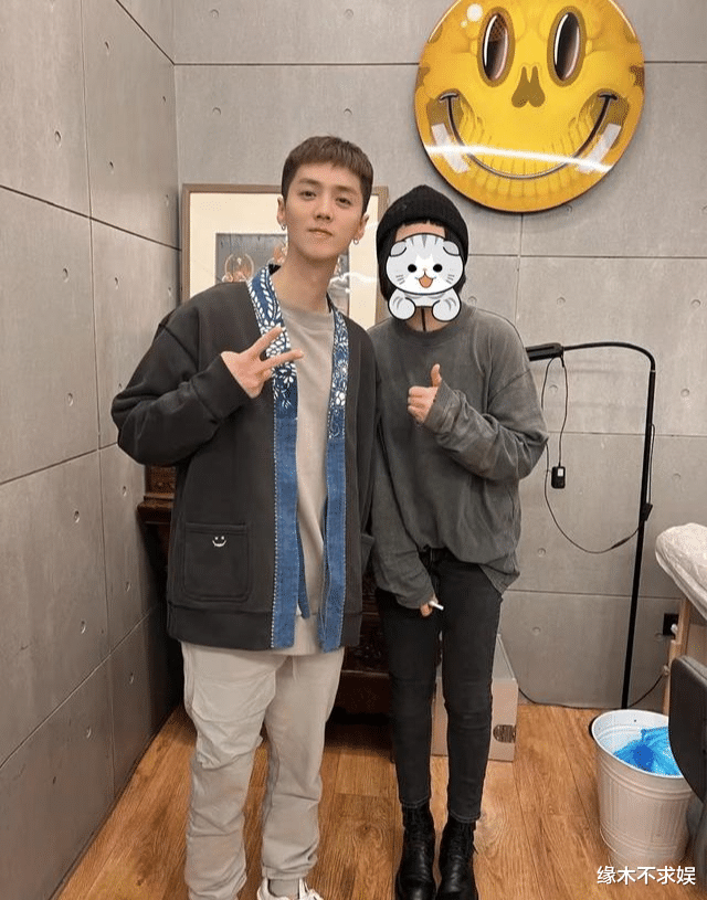 鹿晗|31岁鹿晗状态引争议,看到线下生图,网友:到底还是不一样