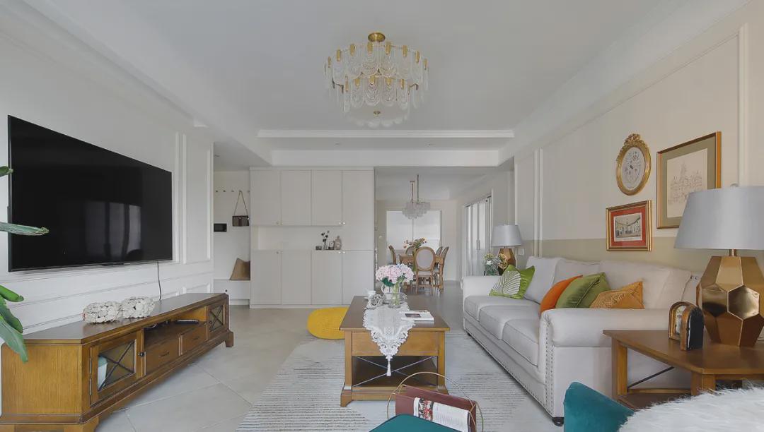 126㎡美式,跳脱绚丽色彩、流畅的石膏线条...舒适慵懒又不失精致