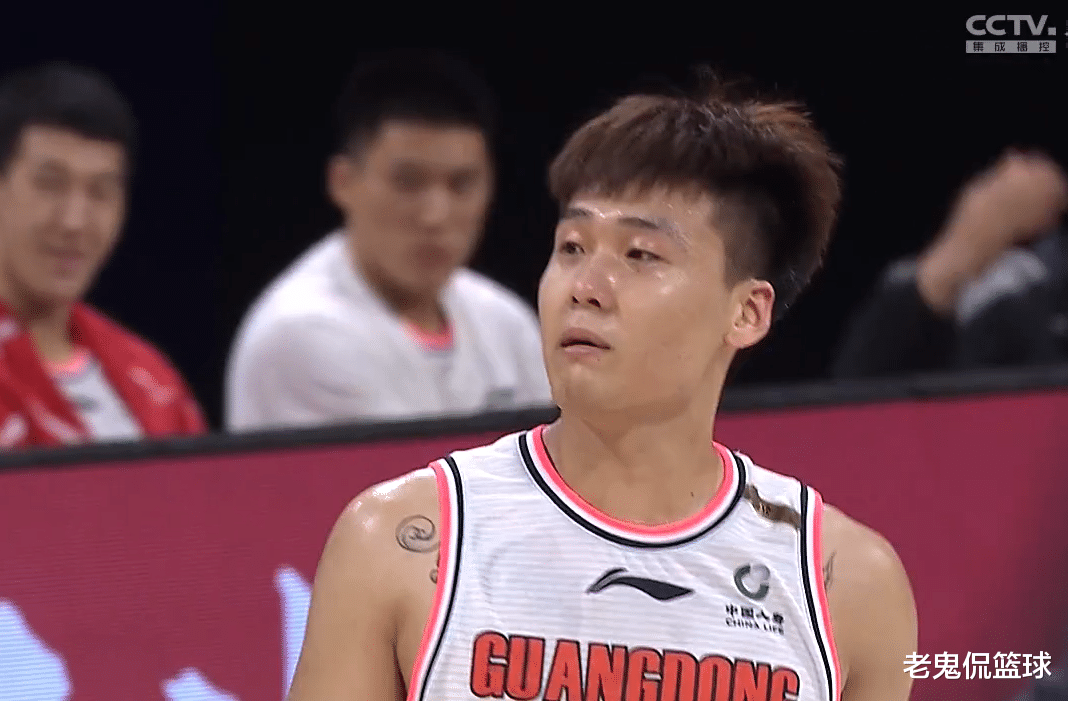 广东男篮|杜锋豪言没输，赵睿怒批年轻人，变哲理家：输掉比赛不一定是输家
