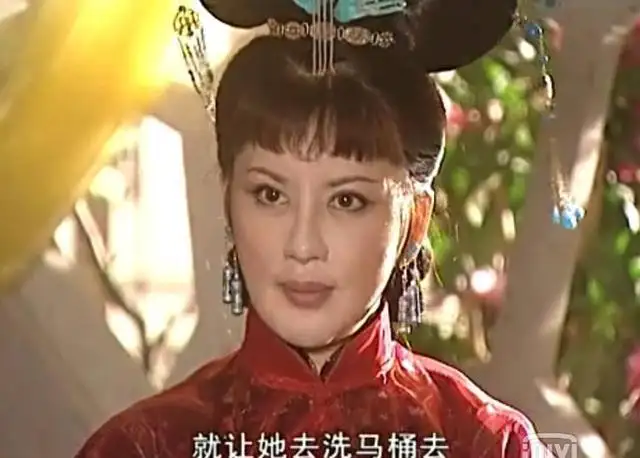 康熙王朝|《康熙王朝》中的8位美女，和她们背后的故事，最美的1位已去世