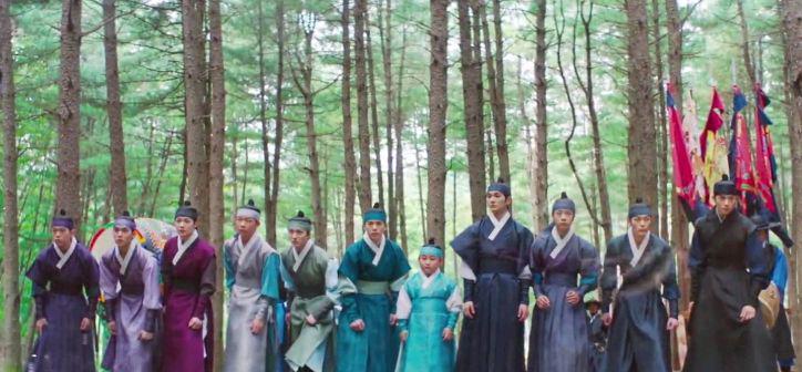 虎口脱险|婆媳联手,虎口脱险,《王后伞下》第7集:十一位王子的择贤竞赛