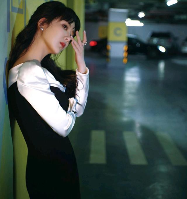 成龙|杨紫“大片”不断,为新剧做缓冲!离开欢瑞后,首部剧还是古装?