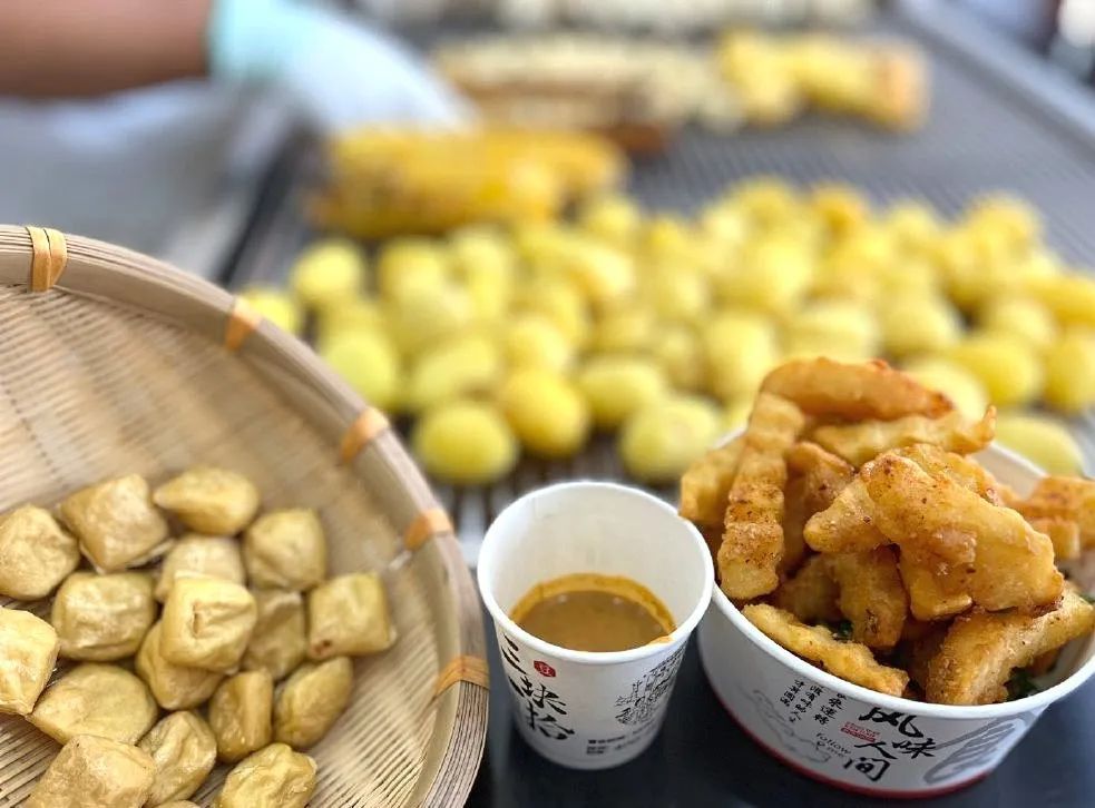 白族|稻田花海惊艳世人,白族风情浓郁,尽享洱海苍山间的慢生活