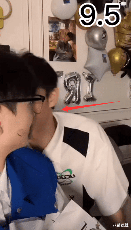 站姐|他们是真爱！刘聪直播宣布出柜，打响内娱出柜第一枪！