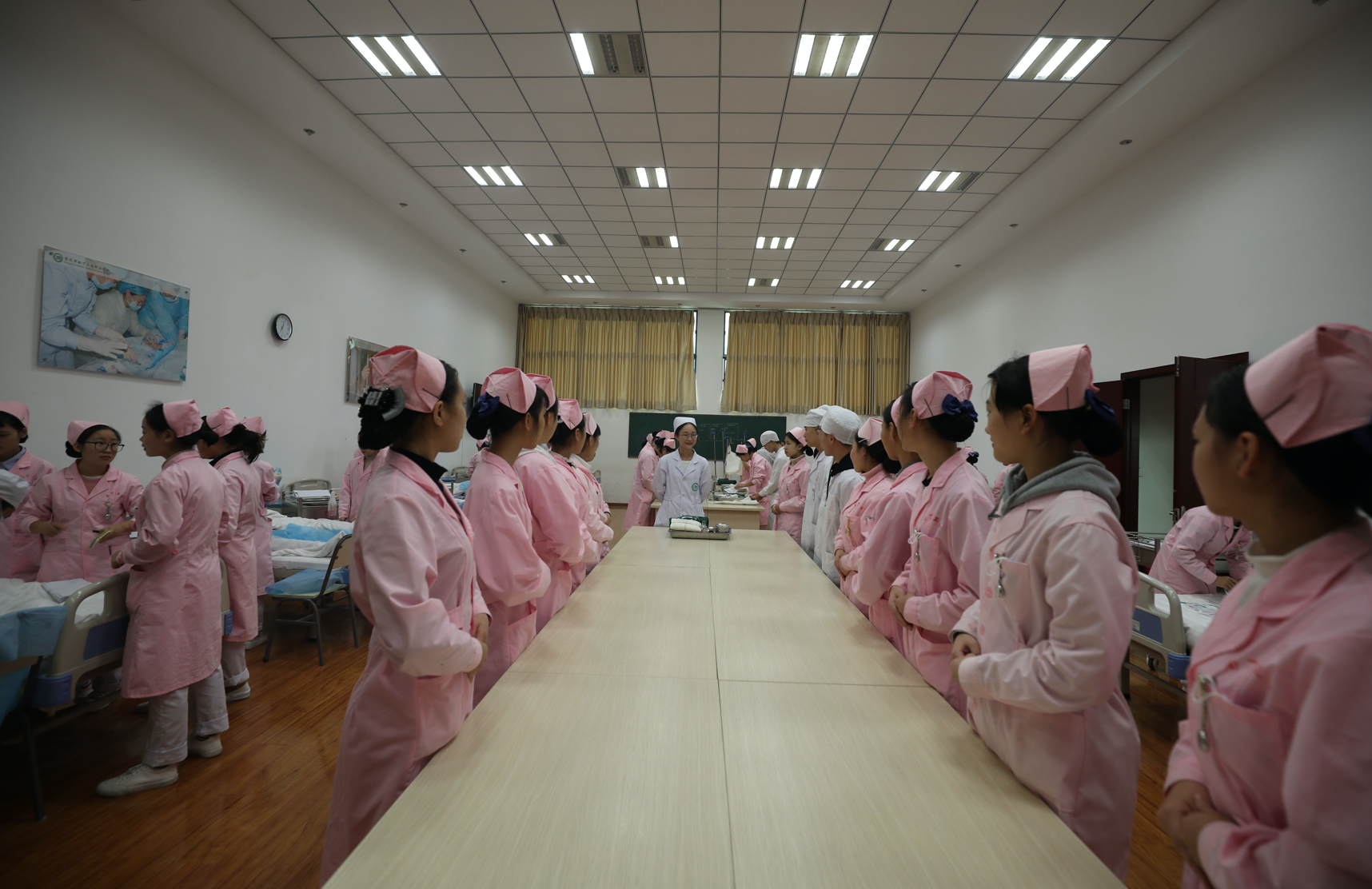 临床医学 专科生报考“医学院校”，适合学的5类专业，就业相对比较容易