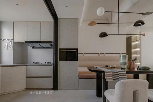 121㎡现代极简,优雅知性中性色,从容惬意的居住感