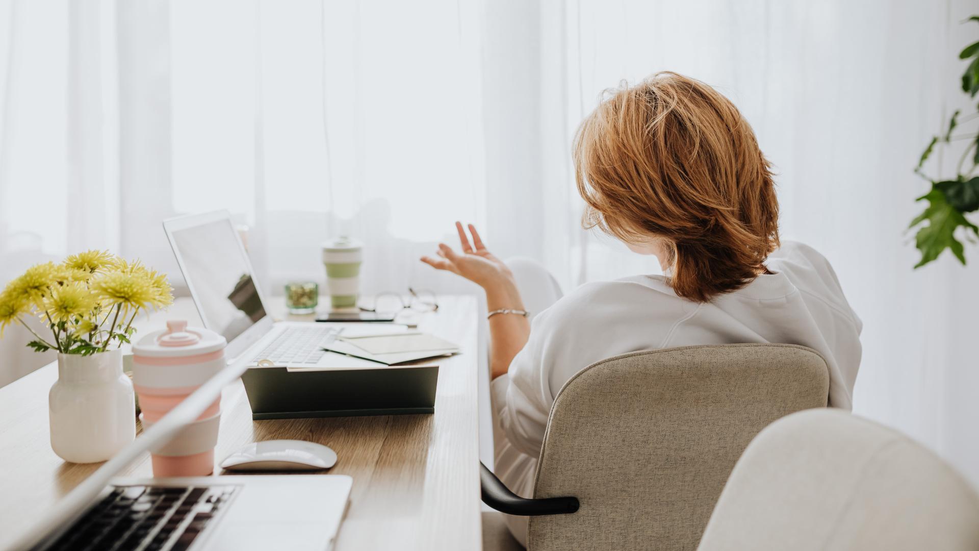 电子商务|普通人可以抓住的风口——口播