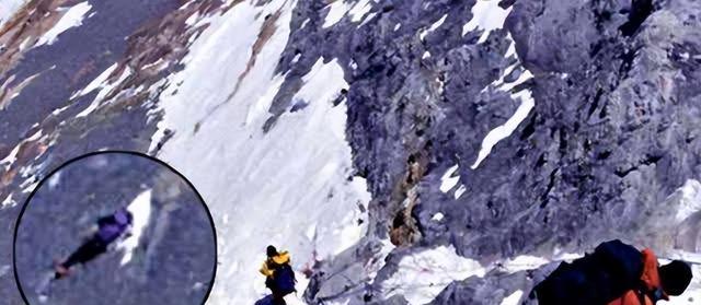 厦门|珠峰上的睡美人：在珠峰沉睡多年成为路标，如今身上仍旧盖着国旗