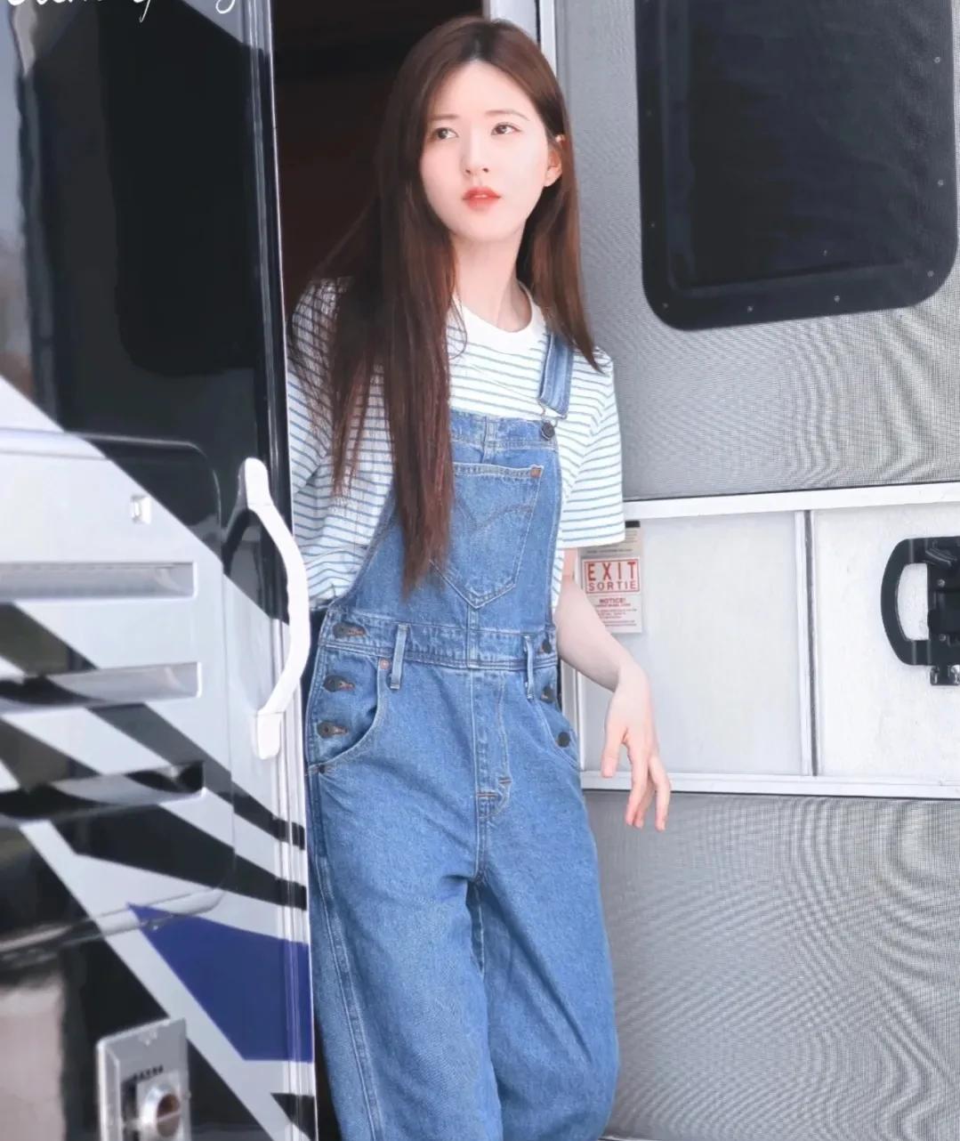 粉色 这才是30岁之后女人该有的样子，不盲目跟风大牌，也能精致护肤