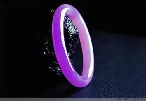 翡翠|石头也很疯狂。揭示2017年玉石价格上涨的影响因素