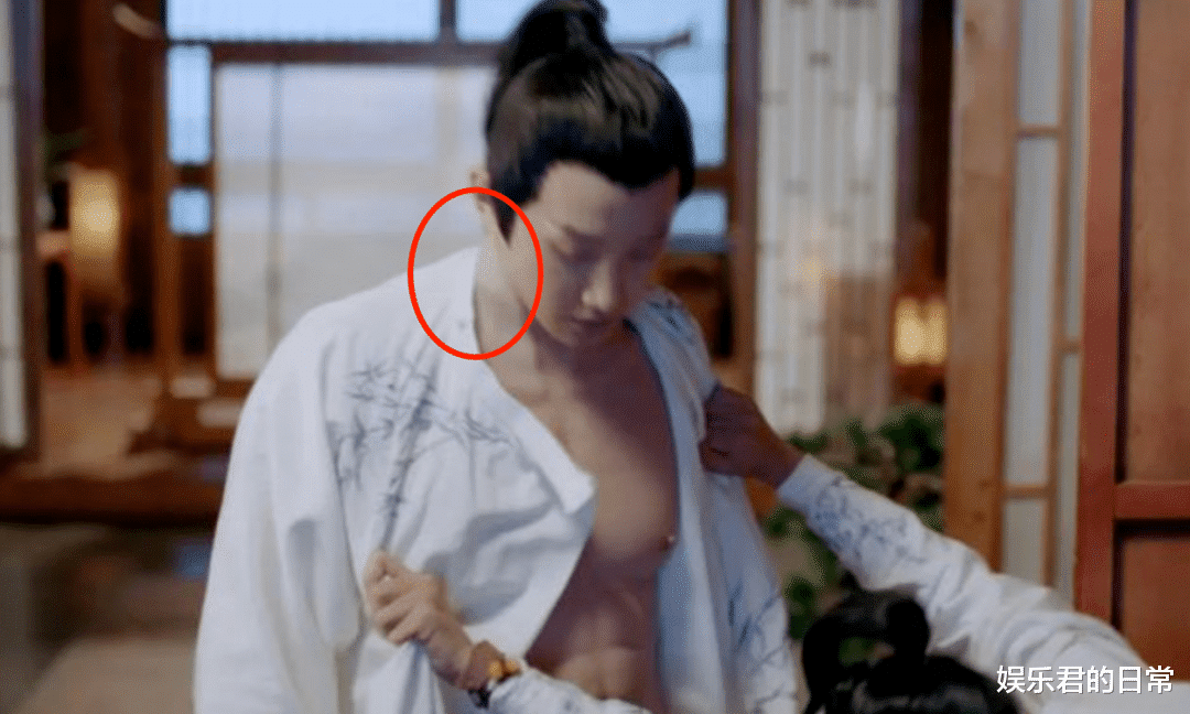 迪丽热巴|任嘉伦穿肌肉衣遭批不敬业,导演首出面澄清,力挺其专业称很辛苦