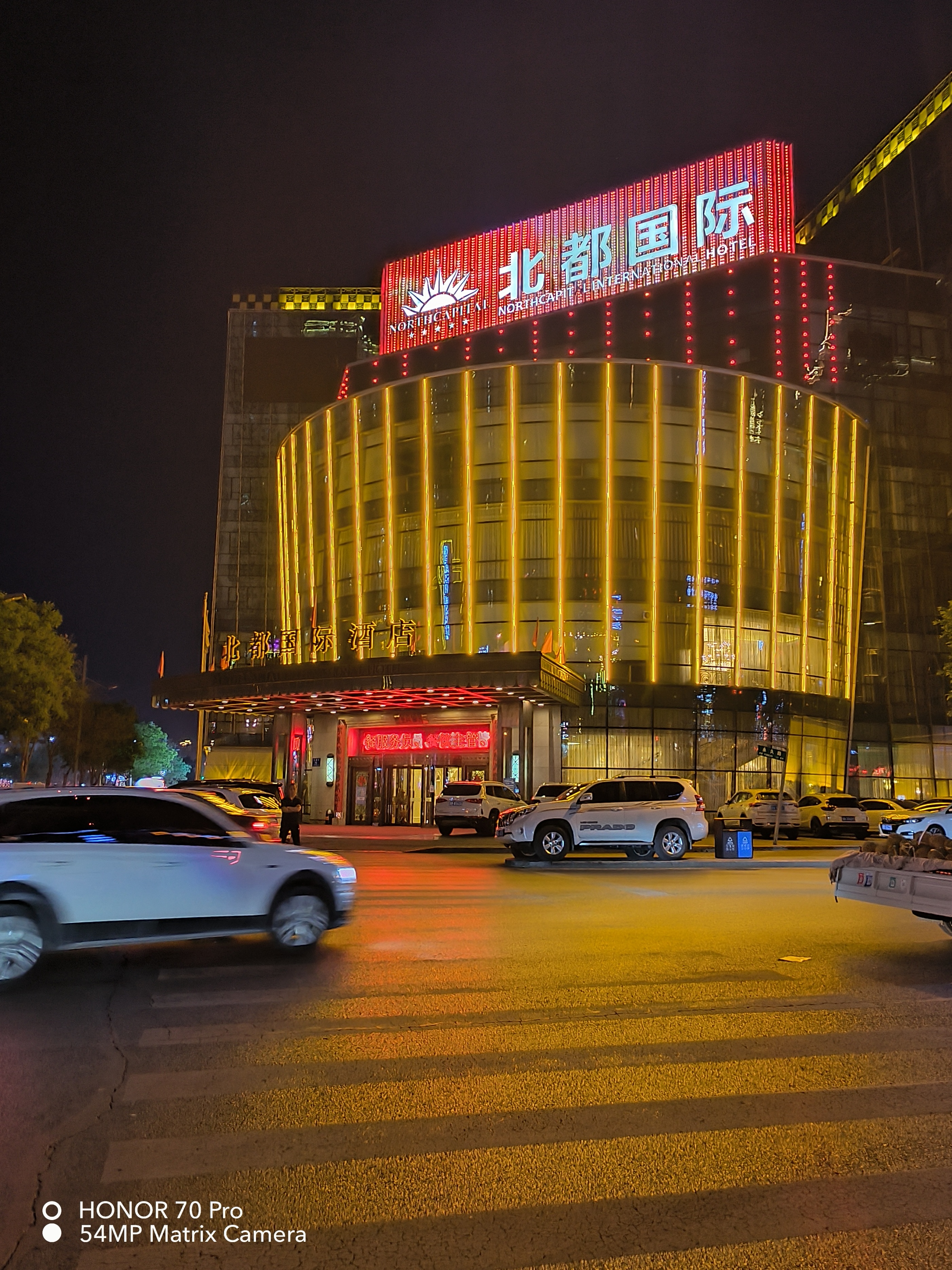 小米科技|不等了，今年没什么好手机！就冲这台荣耀70 Pro吧，聊点体验干货