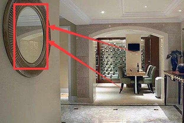 卧室门万万别朝向这里，财神最讨厌，家里再富裕都会住穷！