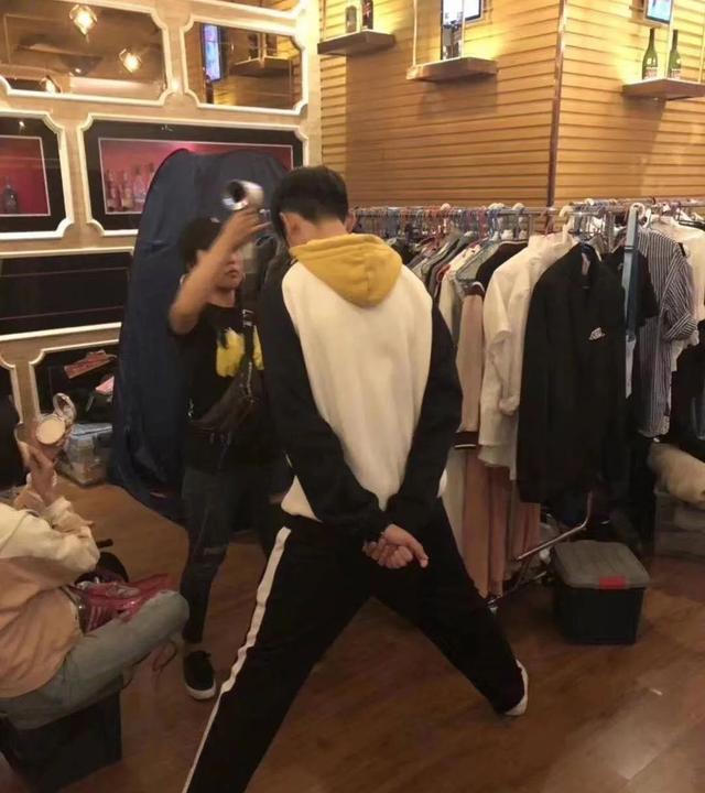 高伟光|6位身高超190男星：胡一天女主搭箱子演戏，高伟光衬得热巴娇小