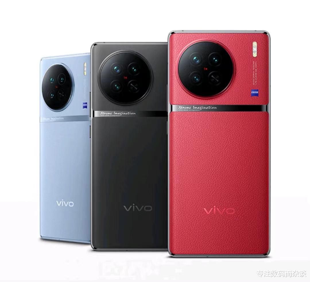 iqoo11|iQOO11对上vivoX90，2强1弱，一点也不虚大哥。