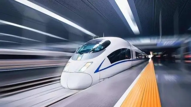“中国是小偷!偷走了我们的磁悬浮列车技术。”