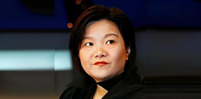 一婚拿绿卡,二婚嫁陈凯歌,四婚嫁装修工人,洪晃的依靠在哪儿?