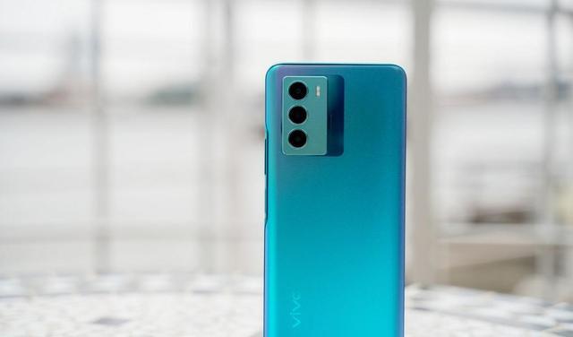 vivo|已无悬念，vivoT2量产！5500mAh+80W快充，打破高价低配观念