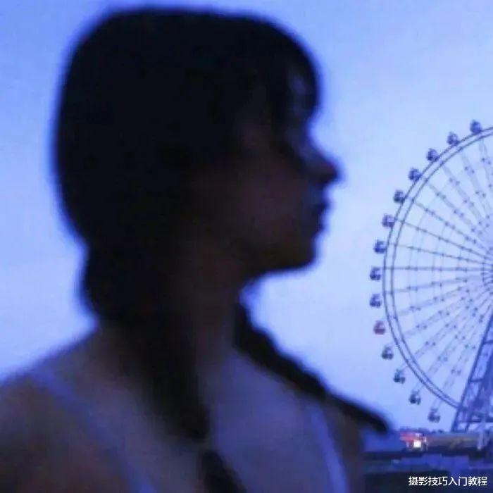 别再去网上找头像了，自己动手拍情侣头像简直太甜了