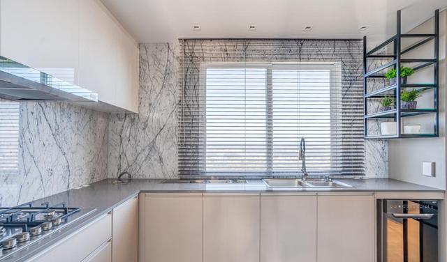 果然顶复式比一楼带院子舒适！160客厅半挑空，阳台风光无限好