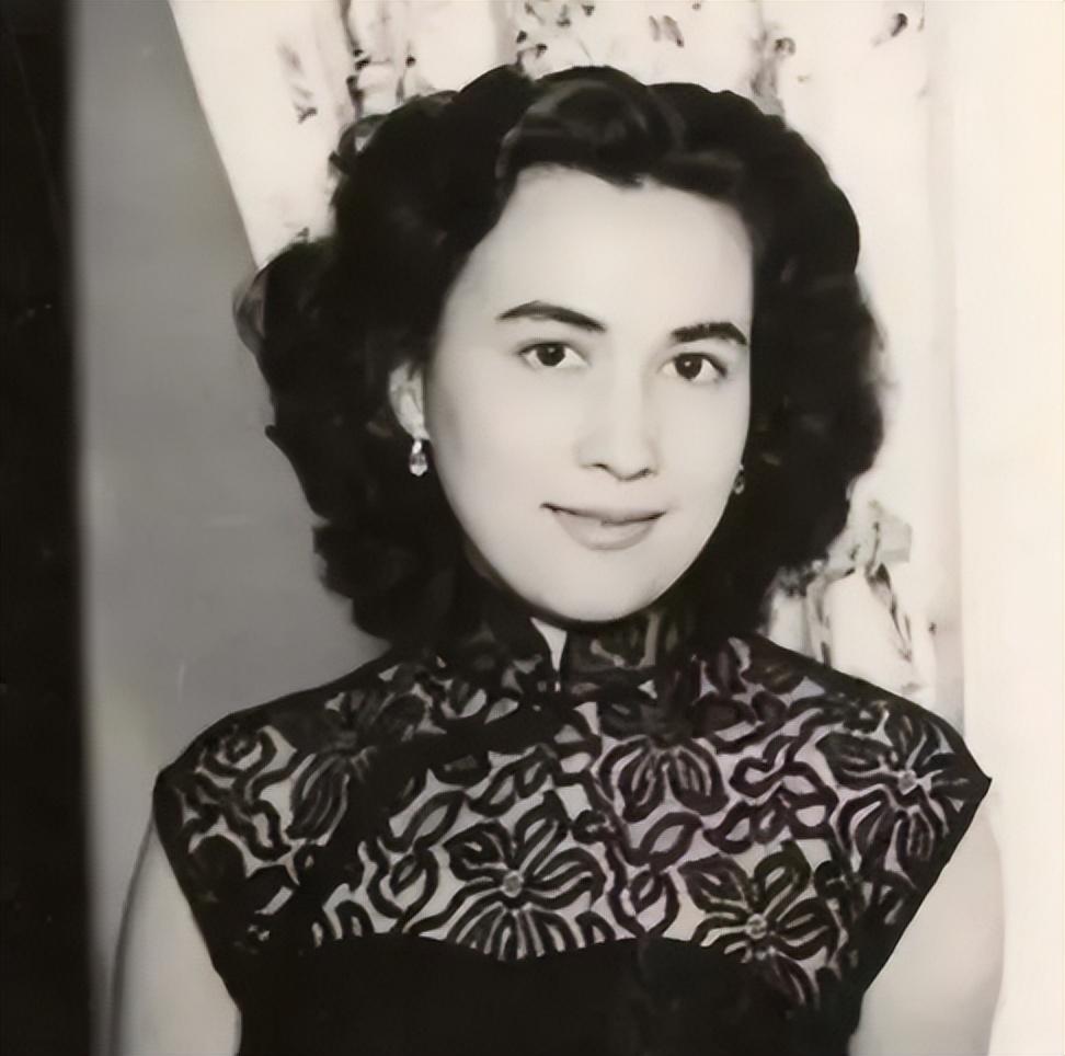 何婉琪|“赌王十妹”何婉琪,与堂弟不伦生子,临终遗言:何鸿燊还钱