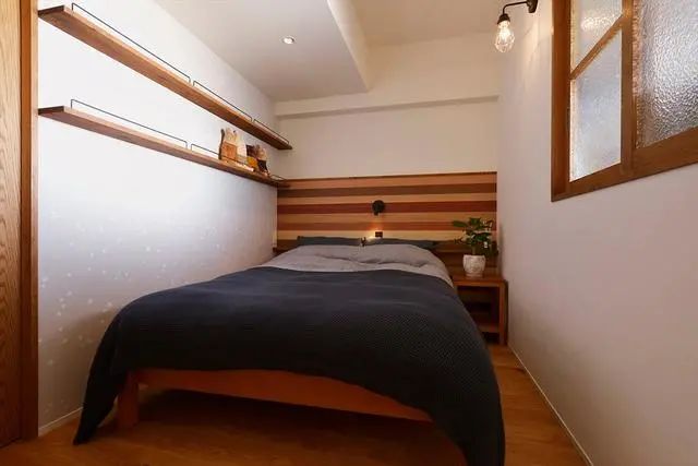 旧家具舍不得丢,纳入83平新房里,从进门起就弥漫着老宅别样韵味