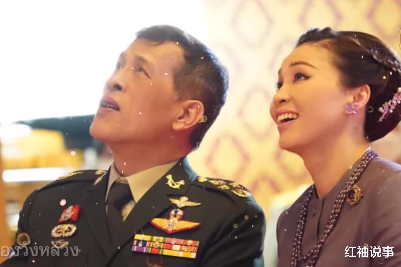 唐山|苏提达单人海报蹊跷，眼神委屈双目含泪，不见男主角70岁泰王