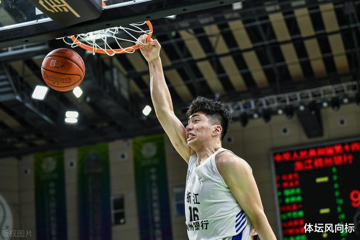中国男篮|拒绝躺平！国内4将冲击NBA，2人大有希望，中国男篮欲复制08巅峰